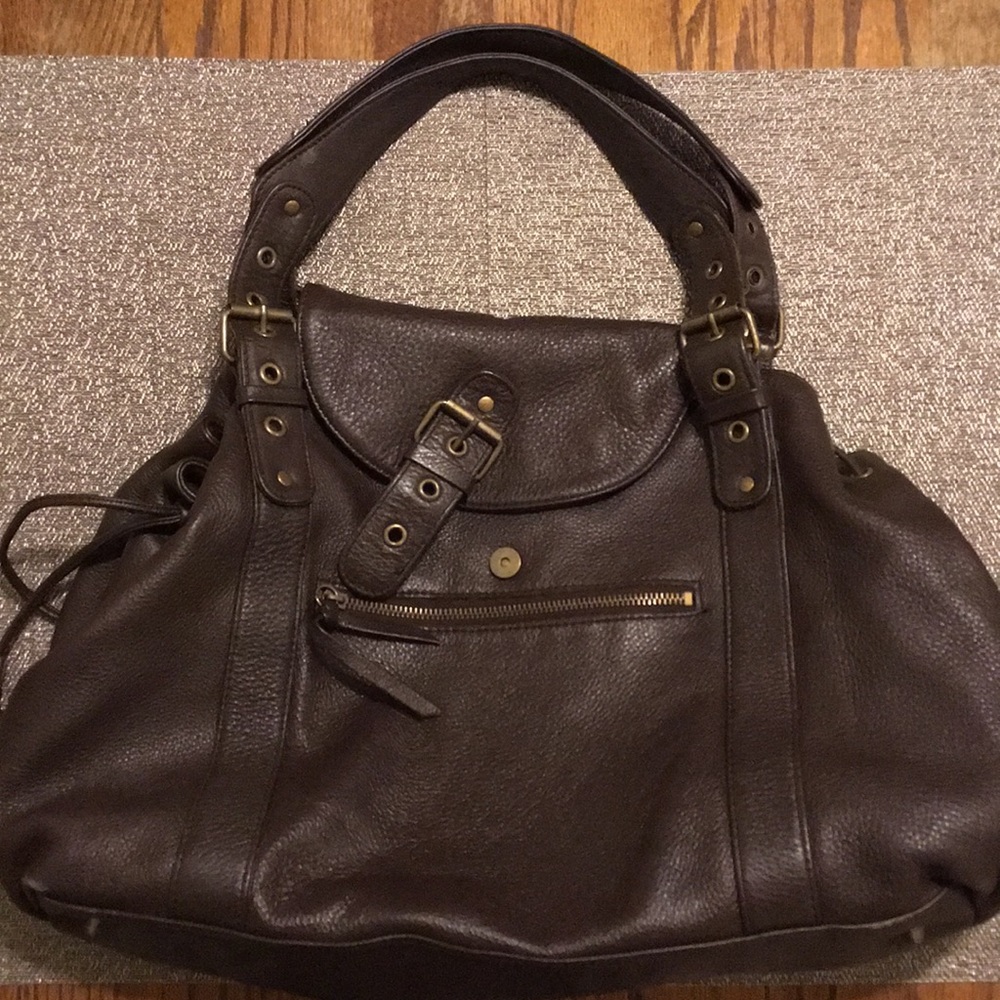 ⭐️LAST CALL- DONATING ⭐️ Faux Leather Handbag